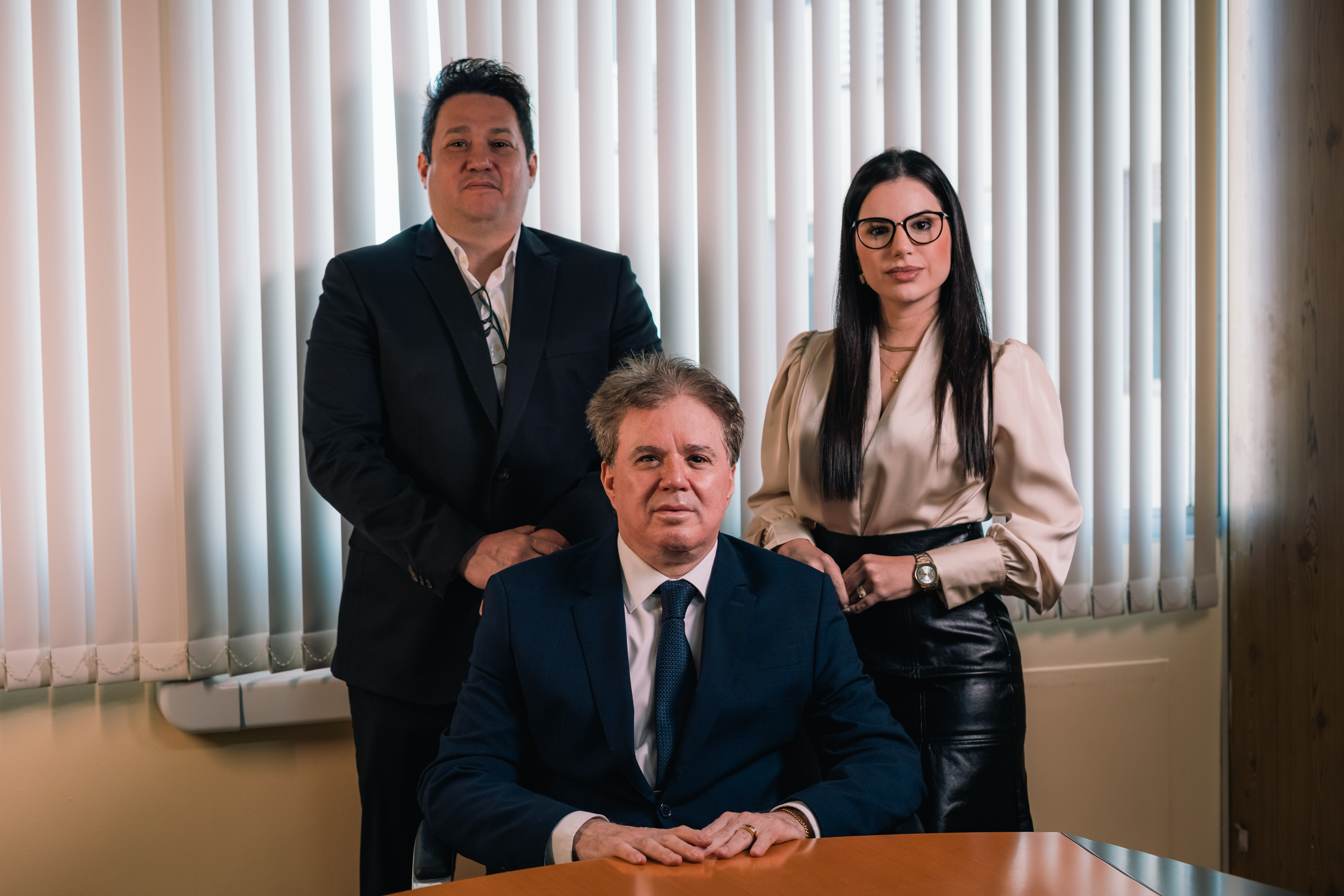Equipe da Pereira Garcia Advocacia reunida no escritório