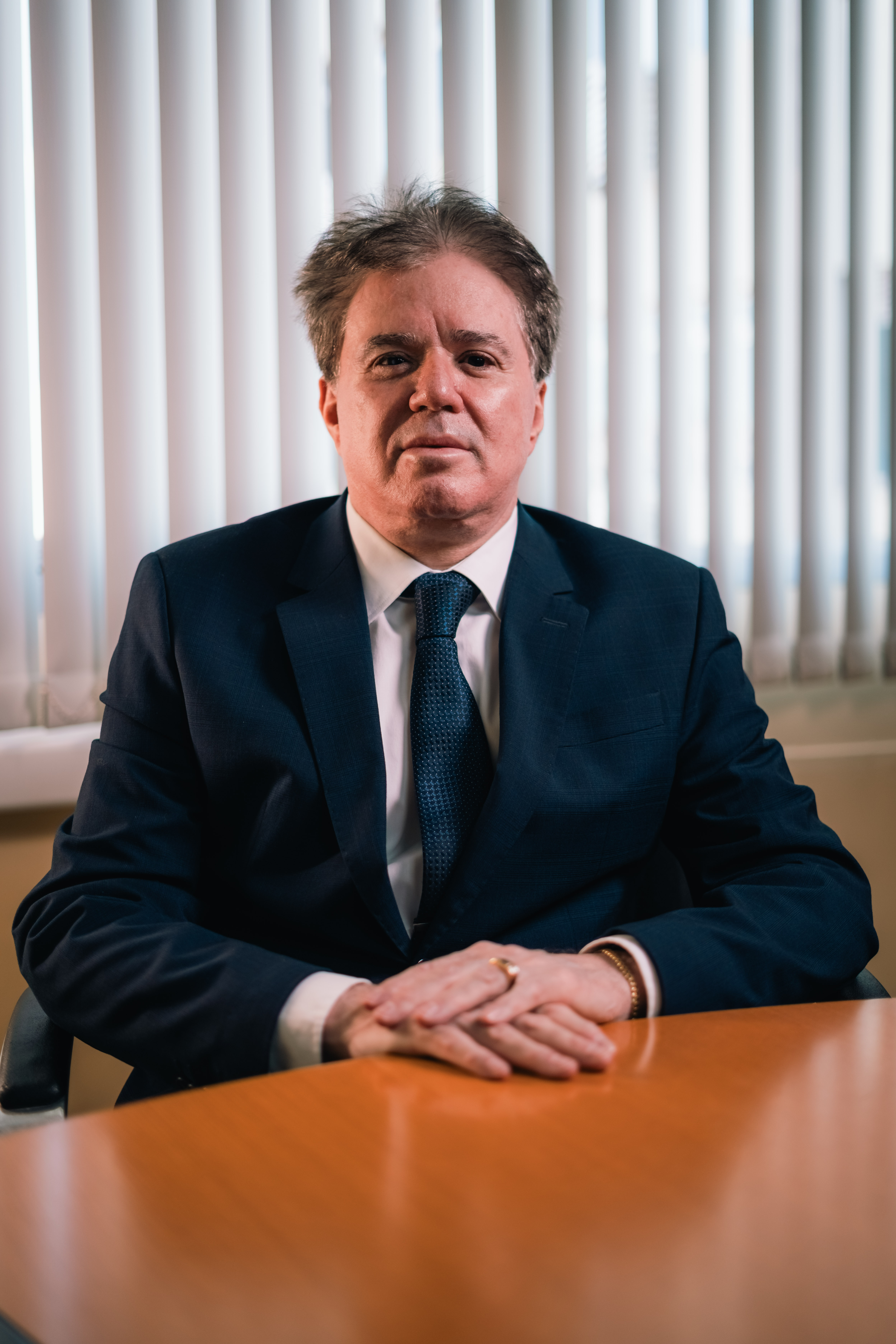 Dr. Carlos Roberto Pereira Garcia no escritório Pereira Garcia Advocacia.